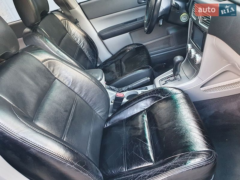 Позашляховик / Кросовер Subaru Forester 2005 в Києві