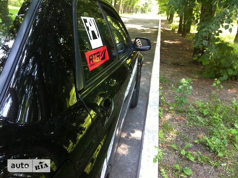 Седан Subaru Impreza 2004 в Киеве