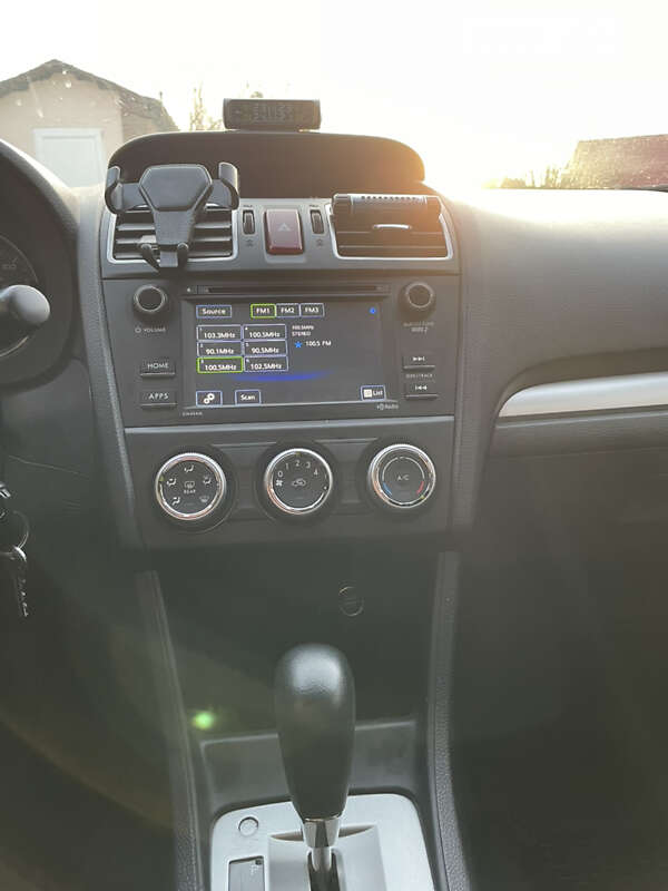 Седан Subaru Impreza 2015 в Дніпрі