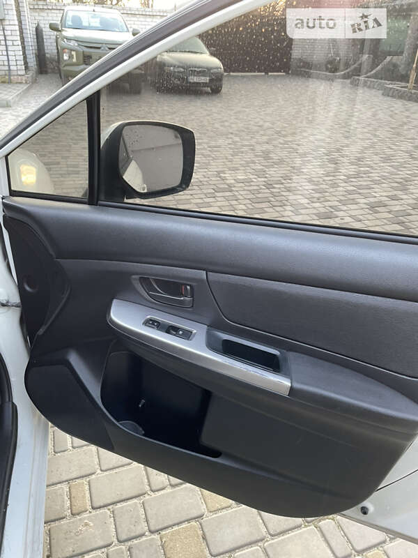 Седан Subaru Impreza 2015 в Дніпрі