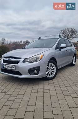 Хэтчбек Subaru Impreza 2012 в 