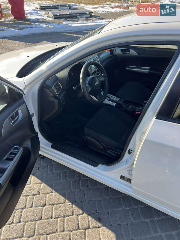 Хэтчбек Subaru Impreza 2008 в Ровно