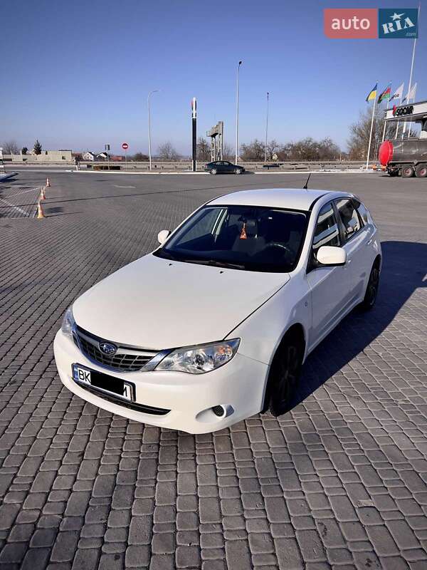 Хэтчбек Subaru Impreza 2008 в Ровно