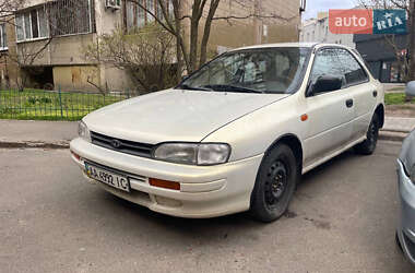 Универсал Subaru Impreza 1996 в Киеве