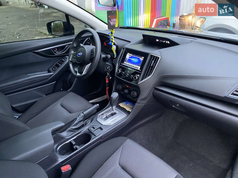 Хэтчбек Subaru Impreza 2017 в Киеве
