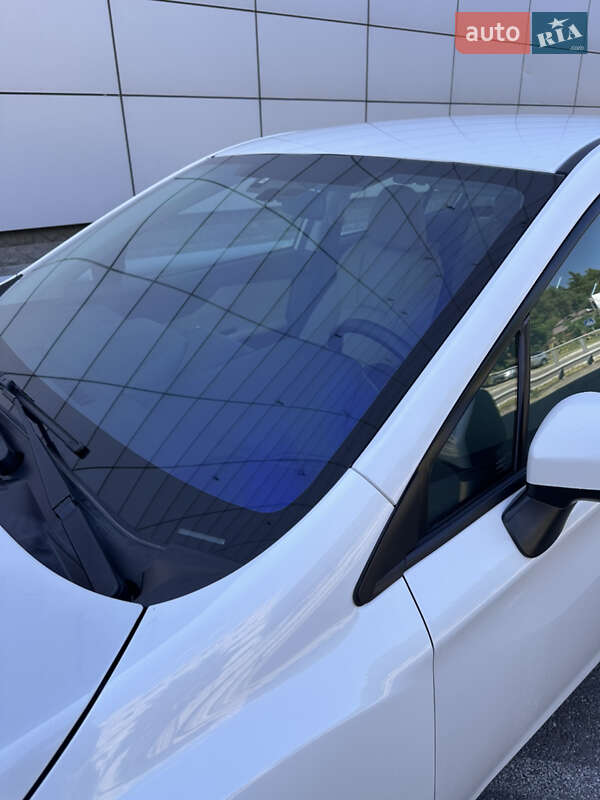 Седан Subaru Impreza 2017 в Києві