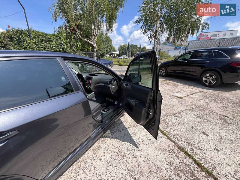 Седан Subaru Impreza 2008 в Чернівцях