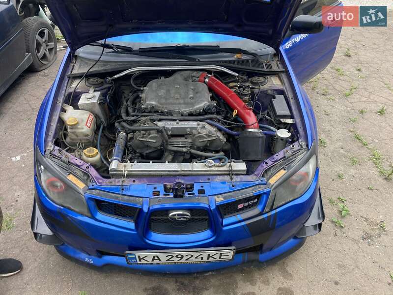 Седан Subaru Impreza 2003 в Киеве