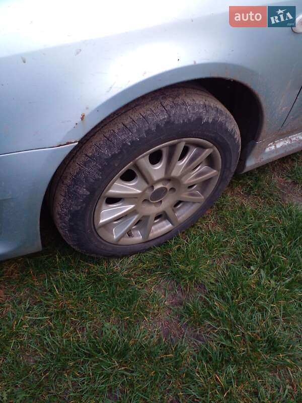 Хэтчбек Subaru Impreza 2007 в Конотопе