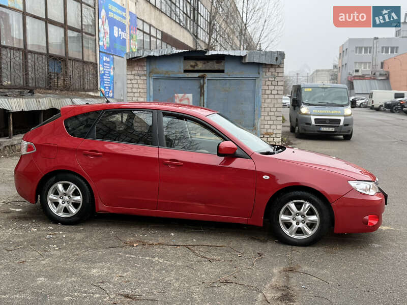 Хэтчбек Subaru Impreza 2008 в Киеве