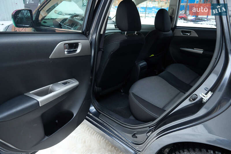 Седан Subaru Impreza 2008 в Киеве