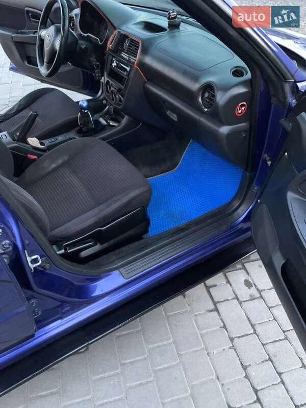 Седан Subaru Impreza 2004 в Хусте