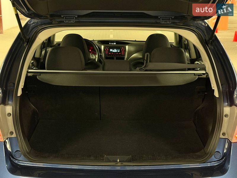 Хэтчбек Subaru Impreza 2011 в Киеве