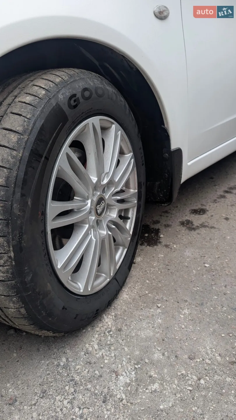 2010 Subaru Impreza - мініатюра 8