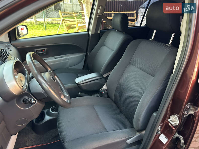 Хетчбек Subaru Justy 2009 в Дрогобичі