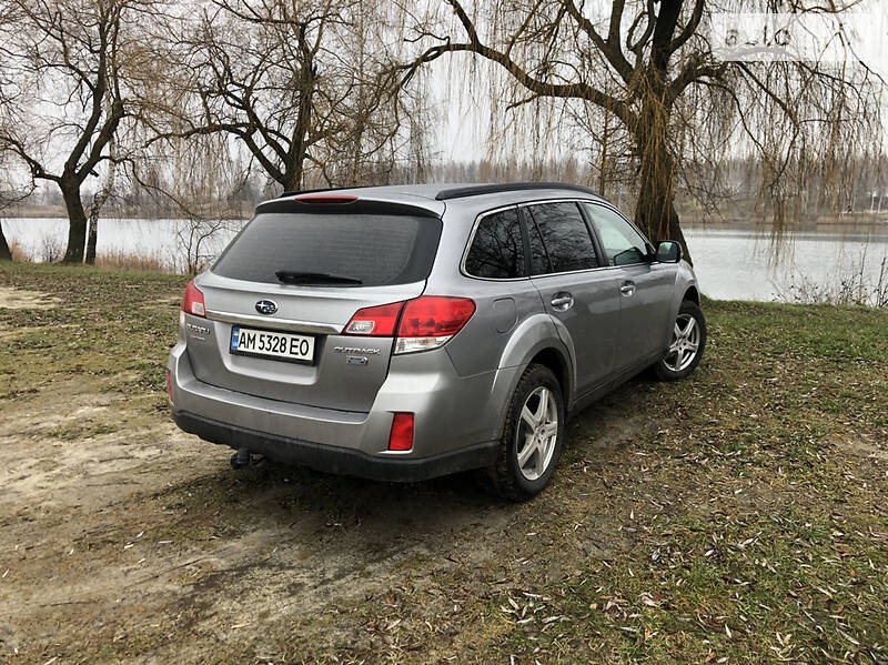 Субару legacy outback