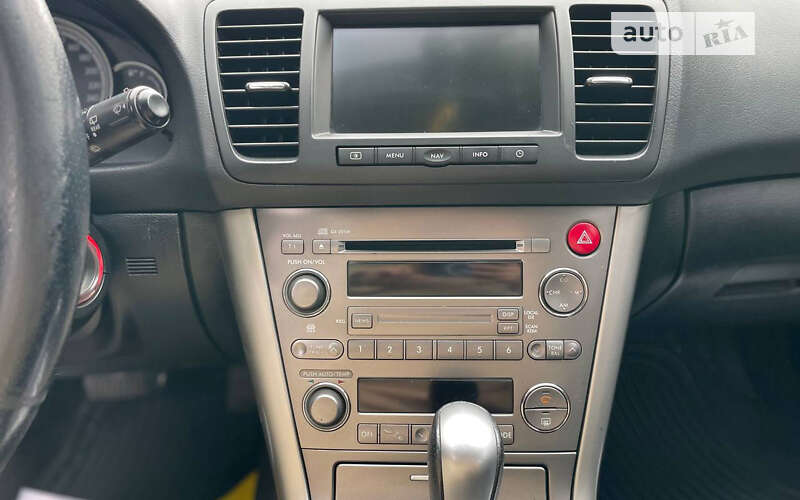 Універсал Subaru Legacy Outback 2006 в Чернівцях