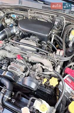 Универсал Subaru Legacy Outback 2004 в 