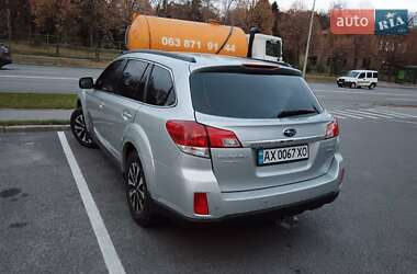 Универсал Subaru Legacy Outback 2012 в 