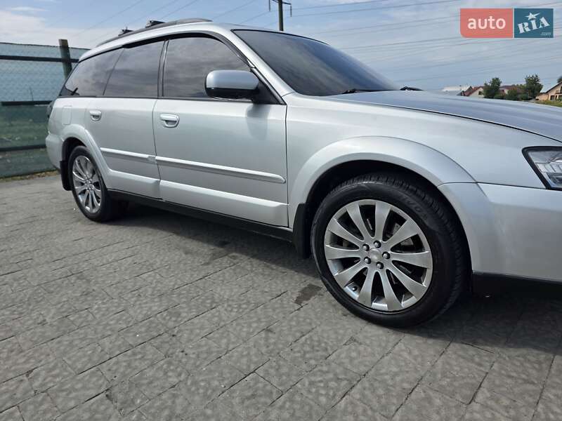 Универсал Subaru Legacy Outback 2004 в Львове