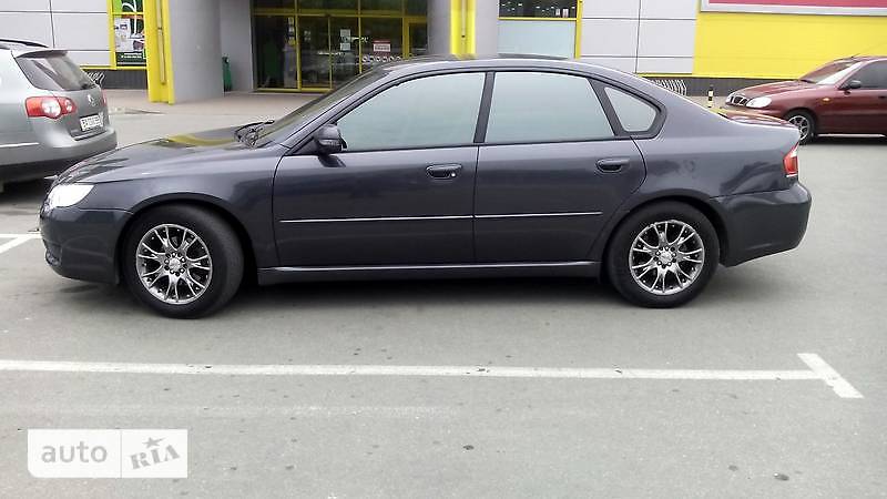 Седан Subaru Legacy 2008 в Киеве