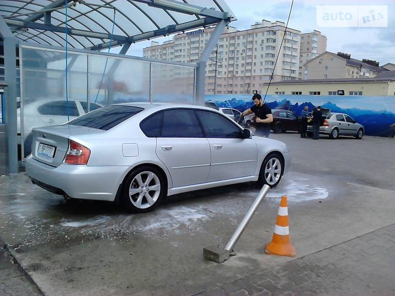 Седан Subaru Legacy 2005 в Киеве