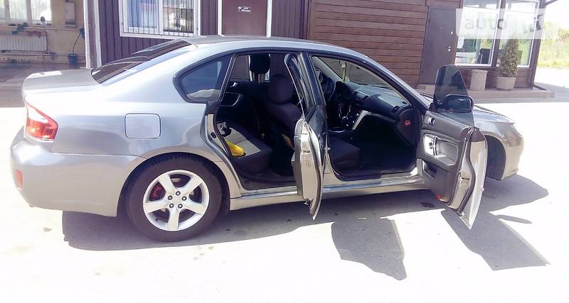 Седан Subaru Legacy 2007 в Киеве