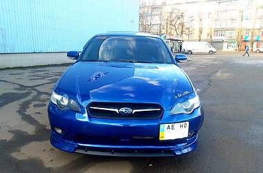 Седан Subaru Legacy 2004 в 