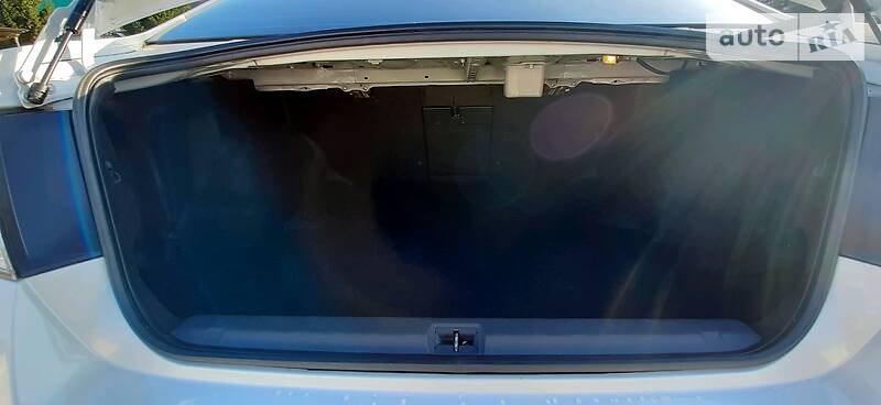 Седан Subaru Legacy 2012 в Сваляві