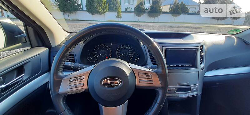 Седан Subaru Legacy 2012 в Сваляві