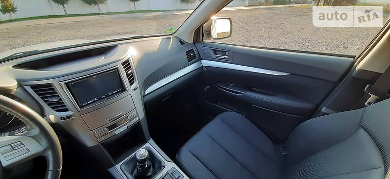 Седан Subaru Legacy 2012 в Сваляві