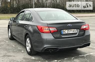 Седан Subaru Legacy 2018 в 