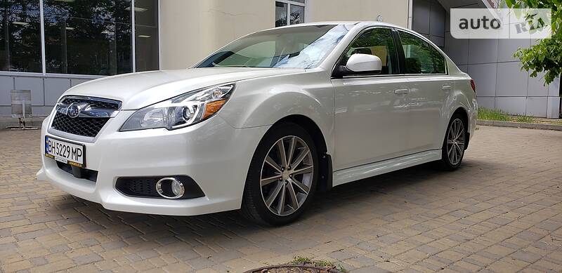 Седан Subaru Legacy 2013 в Одессе