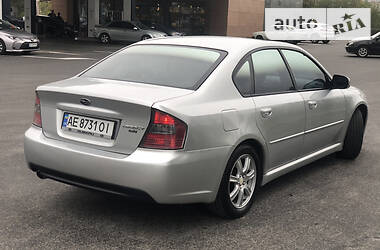 Седан Subaru Legacy 2004 в Днепре