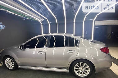 Седан Subaru Legacy 2010 в Киеве