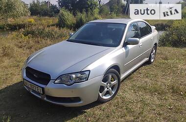 Седан Subaru Legacy 2004 в Киеве