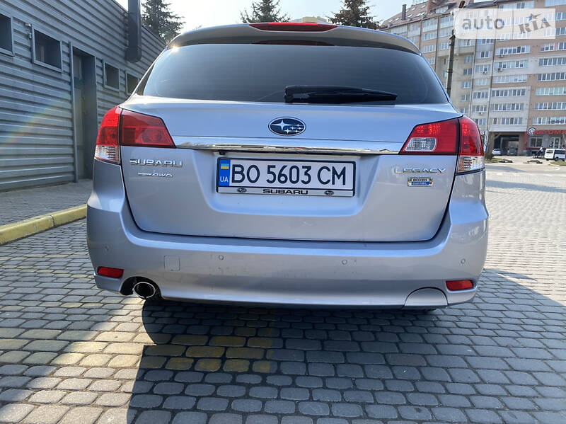 Универсал Subaru Legacy 2012 в Ивано-Франковске