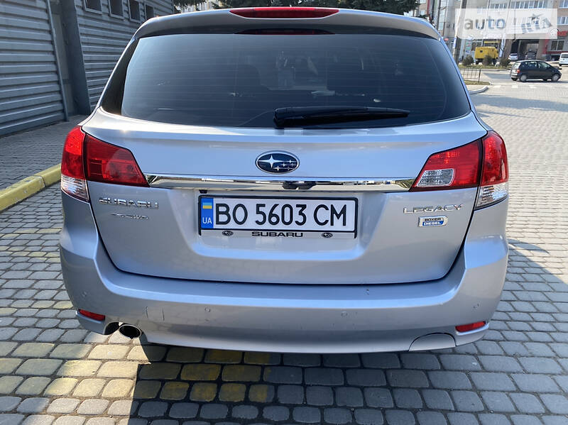 Универсал Subaru Legacy 2012 в Ивано-Франковске