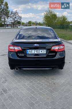 Седан Subaru Legacy 2015 в Новомосковске