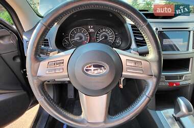 Седан Subaru Legacy 2010 в Киеве