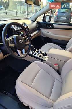 Седан Subaru Legacy 2017 в 