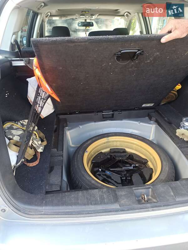 Универсал Subaru Legacy 2010 в Киеве