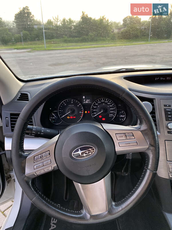 Универсал Subaru Legacy 2012 в Львове