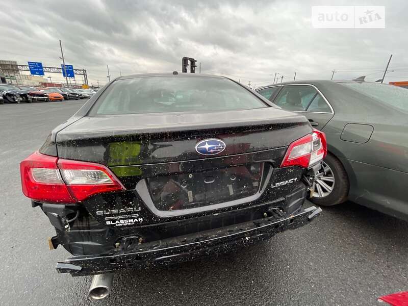 Седан Subaru Legacy 2015 в Виннице