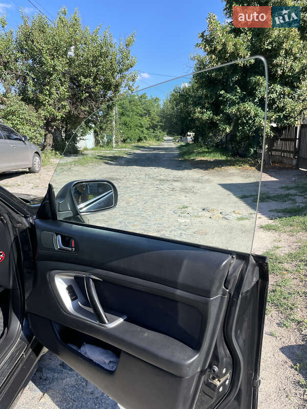 Седан Subaru Legacy 2006 в Днепре