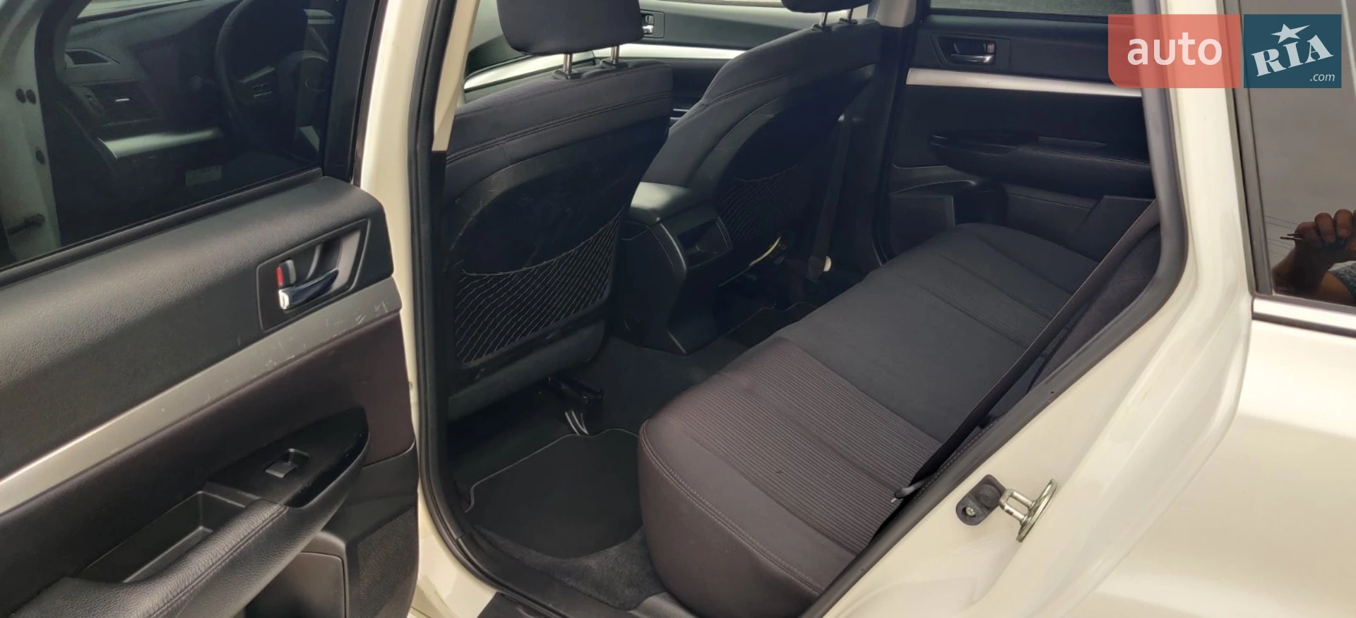 2010 Subaru Legacy - мініатюра 7