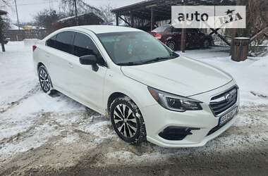 Седан Subaru Legacy 2018 в Киеве