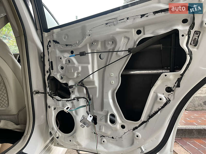 Седан Subaru Legacy 2012 в Броварах