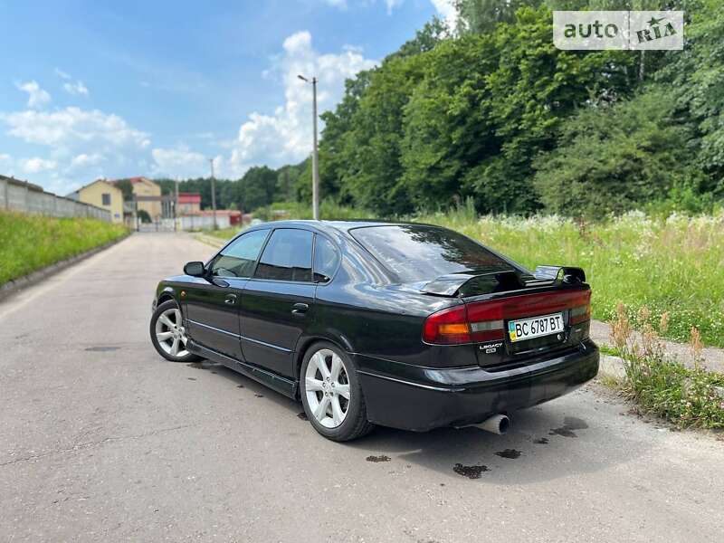 Седан Subaru Legacy 2001 в Львове