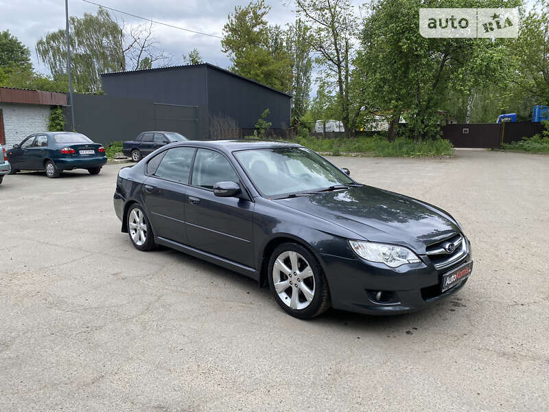 Седан Subaru Legacy 2008 в Киеве